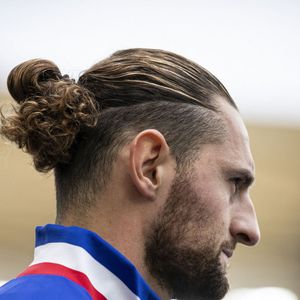 Ce séjour il n'est pas près de l'oublier
Adrien Rabiot en Équipe de France