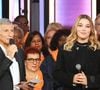 La chanteuse s'est exprimée ce matin sur Europe 1, dans l'émission "Culture Médias"

Nagui et Santa - Les personnalités se mobilisent lors de la 37ème édition du Téléthon sur le plateau de France 2, avec pour parrain Vianney. Cette année, 80,6 millions de dons ont été promis. Le 9 décembre 2023.
© Coadic Guirec / Bestimage