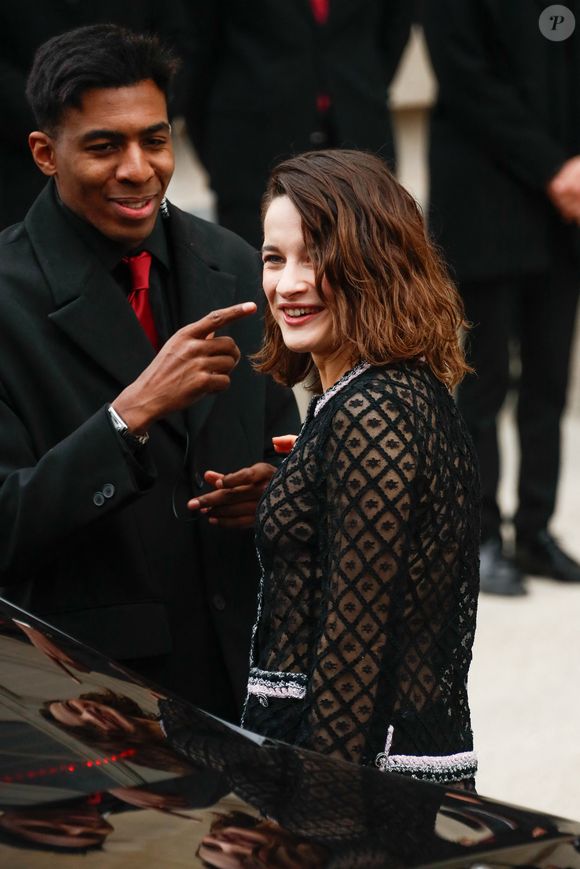 Rebecca Marder au défilé Chanel "Collection Prêt-à-Porter Automne/Hiver 2025-2026" lors de la Fashion Week de Paris (PFW), le 11 mars 2025

© Clovis / Guignebourg / Bestimage