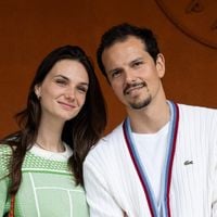 Juan Arbelaez et Cassandre en escapade de luxe en Bourgogne avec leur fils : à 4 mois, bébé a déjà vécu une expérience hors du commun