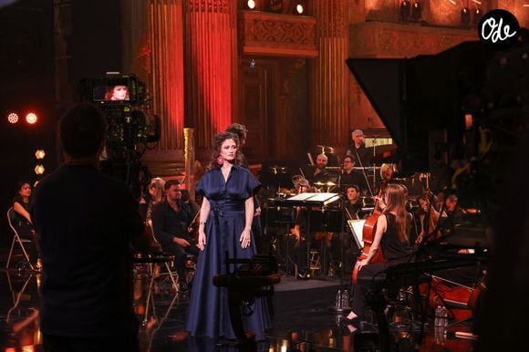 Exclusif - Marine Chagnon, lors de l’enregistrement de l’émission "Le Grand Echiquier - Spéciale Céline Dion" présentée par C.Chazal et A.Manoukian et diffusée le 20 octobre sur France 2, à Paris, France, le 3 juillet 2026. © Jack Tribeca/Bestimage