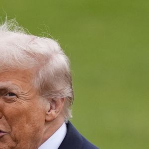 L'époux de Melania Trump en a profité pour complimenter la princesse de Galles.

Donald Trump durant la cérémonie de bienvenue organisée au château de Windsor. ©PA Photo/ Bestimage