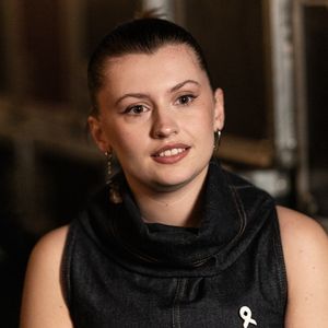 Marine Delplace en backstage de l'enregistrement de l'émission "Nos voix pour toutes" au profit de la Fondation des femmes à l'Adidas Arena diffusée sur TMC le 25 novembre 2025, à Paris, France, le 19 novembre 2025. © Guirec-Moreau/Bestimage