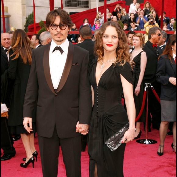 Johnny Depp et Vanessa Paradis - 80ème Cérémonie des Oscars 2008 à Hollywood. (ALAIN ROLLAND / MAXIMA PROD / BESTIMAGE).
