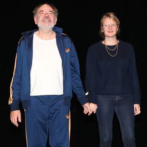 Exclusif - Jean-Pierre Darroussin et la metteur en scène Anna Novion saluent le public - Générale de la Pièce "Rimbaud en Feu" au théatre Antoine à Paris le 13 janvier 2022. © Bertrand Rindoff Petroff / Bestimage