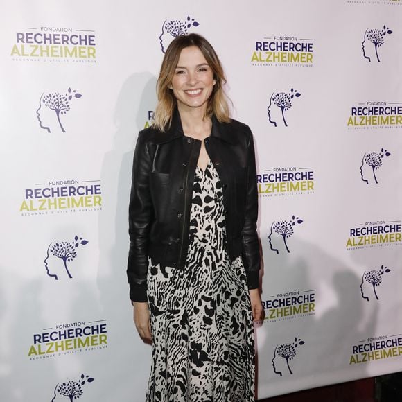 Isabelle Ithurburu - Photocall du XVème gala pour la Fondation Recherche Alzheimer à l'Olympia à Paris le 14 mars 2022. Sous la direction artistique de P. Souchon, des grands noms de la chanson française se mobilisent autour d'un concert sur le thème " 2 générations chantent pour la 3ème". L'intégralité des bénéfices de cette soirée servira à financer la recherche sur la maladie d'Alzheimer. © Photo Marc Ausset-Lacroix/Bestimage