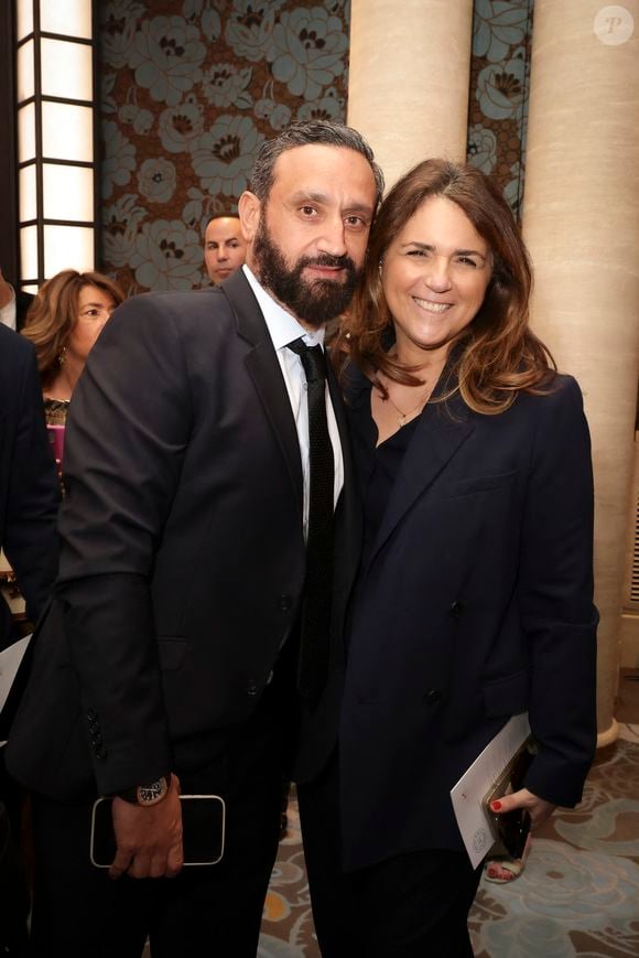 Pour ce nouveau défi, Baba s’entourerait de plusieurs têtes bien connues des téléspectateurs : Fabien Lecoeuvre, Valérie Bénaïm, Jordan de Luxe et bien d'autres...

Exclusif - Cyril Hanouna, Valérie Benaim au déjeuner du Chinese Business Club, avec C.Hanouna comme invité d’honneur, à Paris, France, le 19 juin 2025. © Jack Tribeca/Bestimage