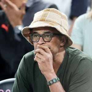 Yannick Noah - Les célébrités en tribunes pendant l'épreuve de basketball de Demi-Finale opposant la France à l'Allemagne lors des Jeux Olympiques de Paris 2024 (JO) à l'Arena Bercy, à Paris, France, le 8 août 2024. © Jacovides-Perusseau/Bestimage