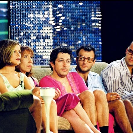 Alain Chabat remporte aux enchères un objet ayant appartenu à un ancien président français et l’offre à Marina Foïs