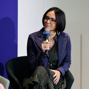 Les internautes ont ainsi pu voir l'ancienne chroniqueuse de TPMP dans sa magnifique robe de mariée

Agathe Auproux - G.Attal lance sa fondation "Faire Face", contre le harcèlement scolaire, au Philanthro-Lab à Paris, le 6 novembre 2024. 
© Dominique Jacovides / Bestimage