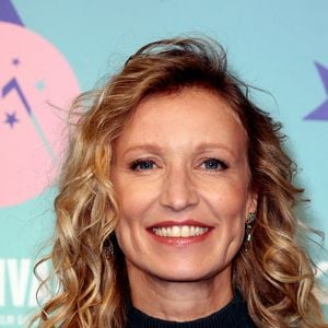 Alexandra Lamy préfère les adresses simples aux restaurants étoilés.

Alexandra Lamy au photocall des arrivées de la cérémonie de clôture du 27ème Festival International du Film de Comédie de l'Alpe d'Huez, France. © Dominique Jacovides/Bestimage