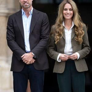 Le prince William, prince de Galles, et Catherine (Kate) Middleton, arborant des cheveux blonds, visitent les jardins, récemment transformés, du musée d'histoire naturelle à Londres, le 4 septembre 2025. GOFF  / BESTIMAGE