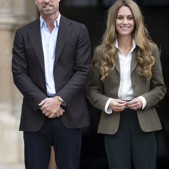 Le prince William, prince de Galles, et Catherine (Kate) Middleton, arborant des cheveux blonds, visitent les jardins, récemment transformés, du musée d'histoire naturelle à Londres, le 4 septembre 2025. GOFF  / BESTIMAGE
