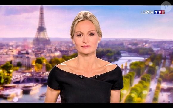 Audrey Crespo-Mara a fait son retour ce soir (25/07/2025) au JT de 20h de TF1 une semaine après les obsèques de son mari Thierry Ardisson.
© Capture TV via Bestimage