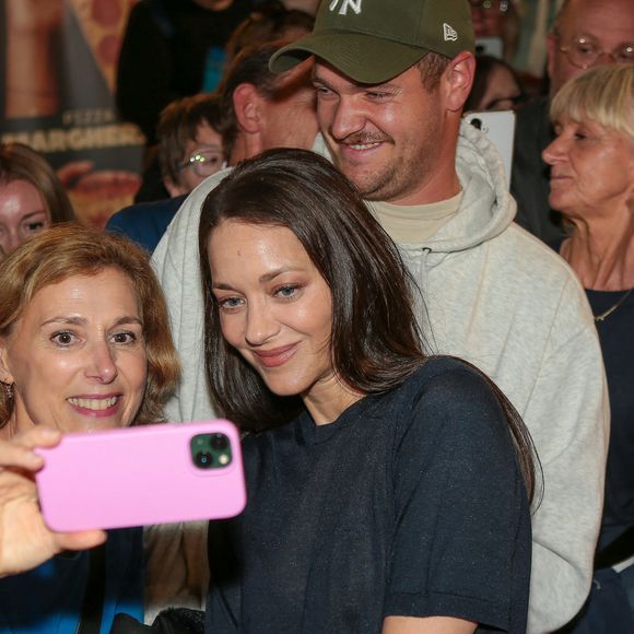 Marion Cotillard à l'avant-première du Film 'Karma' au cinéma Kinepolis de Lomme, France, le 3 octobre 2026. © Stéphane Vansteenkiste/Bestimage