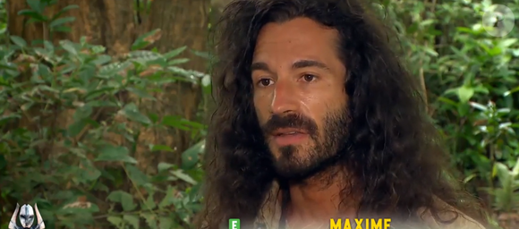 Ils tombent comme des mouches" : Le médecin de Koh-Lanta obligé  d'intervenir après qu'une aventurière s'effondre - Purepeople