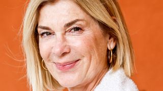 "J'en ai la chair de poule" : Michèle Laroque ouvre un nouveau chapitre dans sa vie, bien loin du monde du cinéma