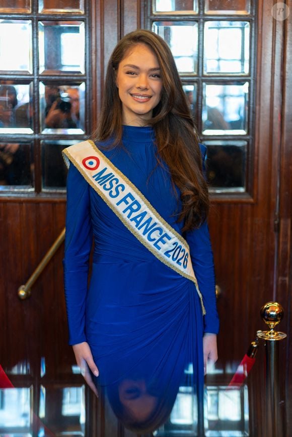 Hinaupoko Devèze ne participera donc vraisemblablement pas à la compétition

Miss France 2026 Hinaupoko Deveze assiste à Stéphane Rolland, sous le patronage de la Fondation des Hôpitaux, organise une représentation du spectacle Tempo par le Cirque d'Hiver Bouglione pour 1600 enfants hospitalisés le 10 janvier 2026 à Paris, France. Photo by Nasser Berzane/ABACAPRESS.COM
