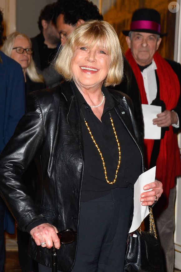 Devenue populaire dans les années 1960 , elle fut l'une des principales artistes féminines à faire partie de la British Invasion, terme utilisé par des journalistes américains pour qualifier l'introduction massive de groupes musicaux britanniques sur leur sol. 

Info - La chanteuse britannique Marianne Faithfull est décédée à l’âge de 78 ans - Info - Marianne Faithfull, 75 ans, placée en maison de santé - Info - Marianne Faithfull "ne pourra peut-être plus jamais chanter" après avoir contracté le Covid - Marianne Faithfull - Cérémonie de remise des insignes de Chevalier de l'Ordre national de la Légion d'honneur à M. A. Gillot au ministère de la Culture et la Communication à PAris, France, le 15 mars 2017. © Coadic Guirec/Bestimage