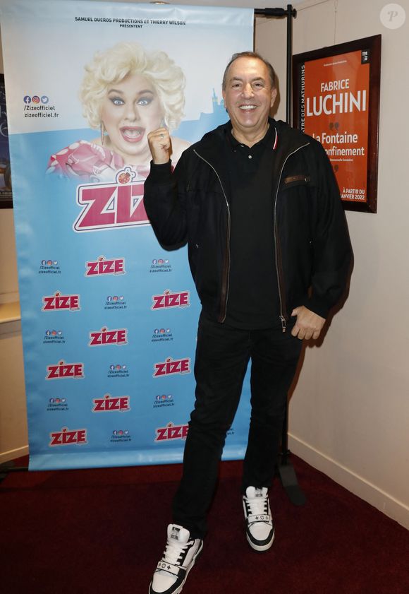 Exclusif - Jean-Marc Morandini - People au spectacle "Zize Best-Of" au Théâtre des Mathurins à Paris le 30 novembre 2022. © Marc Ausset-Lacroix/Bestimage