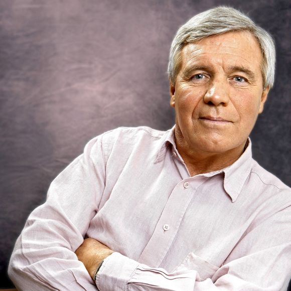 Bruno Masure a quitté la présentation du JT de France 2 il y a 27 ans.

Bruno Masure lors d'un tournage en studio à Paris, France. Photo Vim/ABACAPRESS.COM