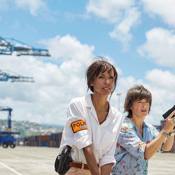 France 2 propose la rediffusion d'épisode de la série à succès ce soir

Exclusif - Sonia Rolland et Béatrice de la Boulaye sur le tournage de la saison 2 de la série "Tropiques criminels" en Martinique, qui sera diffusée à partir du 19 février 2021 sur France 2. Juillet 2020
© Sylvie Castioni / Bestimage