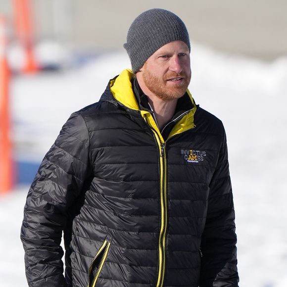 Le prince Harry fait du skeleton sous les yeux de Meghan Markle lors d'une visite au camp d'entrainement des athlètes des Invictus Games 2024 à Whistler en Colombie Britannique le 15 février 2024.

Photo : Julien Burton / Bestimage