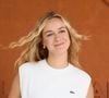 La jeune comédienne Zoé Marchal poursuit son ascension à l'écran.

Zoé Marchal au village lors des Internationaux de France de tennis de Roland Garros 2024, à Paris. 

© Jacovides-Moreau/Bestimage