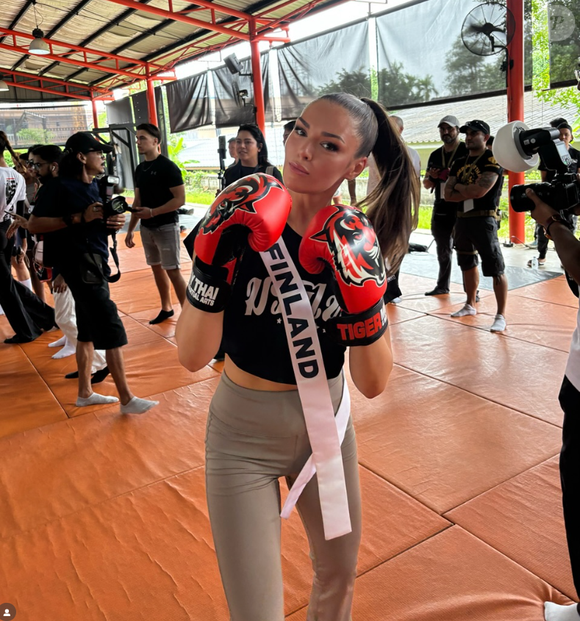 Sarah Dzafce, Miss Finlande destituée