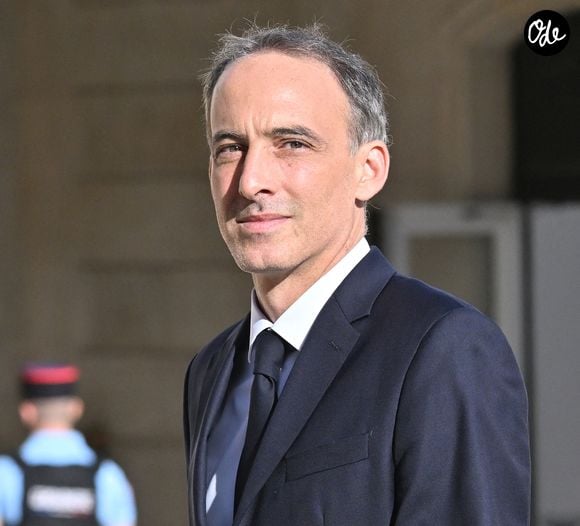 Raphaël Glucksmann, président de Place publique, à l'Elysée pour une réunion avec Emmanuel Macron, le 18 septembre 2026.

© Christian Liewig/Bestimage