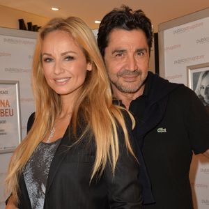 Adriana Karembeu et son mari André (Aram) Ohanian lors de la dédicace de son livre "Je viens d'un pays qui n'existe plus" à la librairie du Publicis Drugstore à Paris, le 25 septembre 2014. Veeren -Christophe Clovis / Bestimage