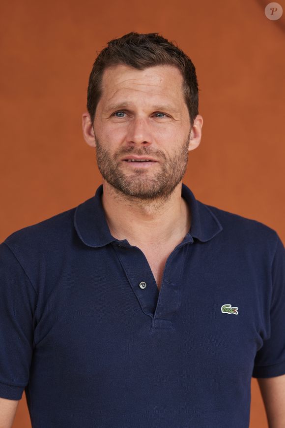 Alexis Michalik au village lors des Internationaux de France de tennis de Roland Garros 2024, à Paris, France, le 4 juin 2024. © Jacovides-Moreau/Bestimage