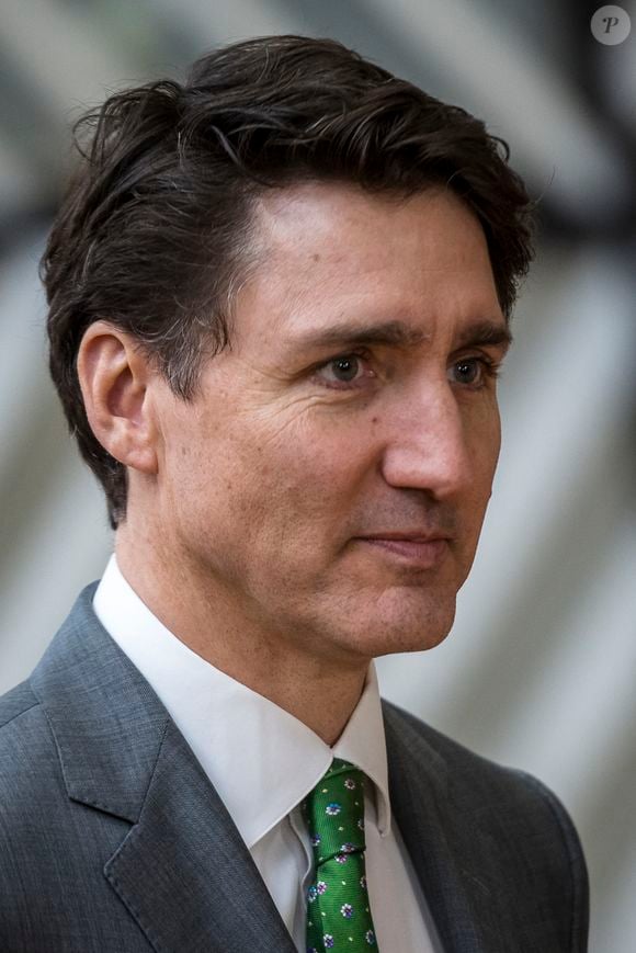 Justin Trudeau avant une réunion au siège du Conseil européen à Bruxelles, en Belgique, le 12/02/2025. La réunion porte sur la coopération en matière de politiques économiques et environnementales ainsi que sur le renforcement des relations bilatérales. © Wiktor Dabkowski/ZUMA Press Wire/Bestimage