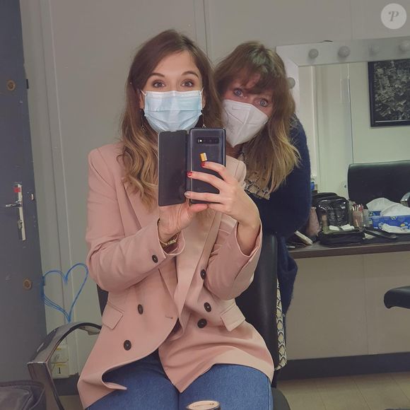 "J’ai 27 ans, mais je ne me sens pas encore tout à fait stable. Je suis comédienne, je chante, et ce titre évoque tout ça : mes angoisses, mais aussi l’espoir, parce que je suis encore jeune !" raconte-t-elle avec une joie mêlée d’impatience. "Je suis impatiente qu’il sorte."

Héloïse Vallier, Instagram