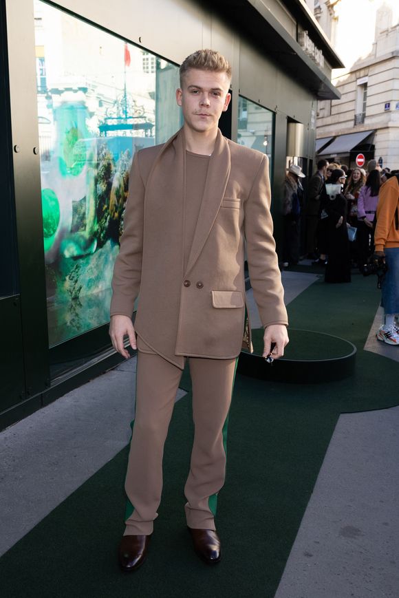 Charles Dore au défilé "Pierre Cardin" Collection Prêt-à-Porter Printemps-Été 2026 lors de la Fashion Week de Paris (PFW), le 7 Octobre 2025.
 
© Jeremy Melloul / Bestimage