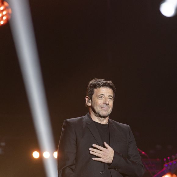 Patrick Bruel sur scène lors du concert "Leurs voix pour l'espoir" diffusé le 5 juillet en prime sur C8, à l'Olympia à Paris le 11 mars 2024. © Bellak - Perusseau / Bestimage