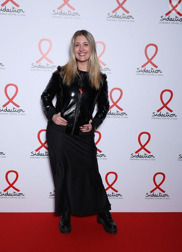Emilie Mazoyer - Photocall de la soirée de lancement du "Sidaction" au théâtre Edouard VII à Paris le 4 mars 2024. © Denis Guignebourg/Bestimage
