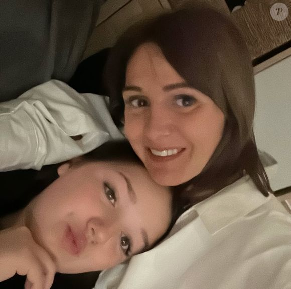 Ambre Dol, révélée par l'émission de TF1 "Familles nombreuses : la vie en XXL", partage son quotidien sur son compte Instagram.

Capture d'écran du compte Instagram d'Ambre Dol @Ambrefamily