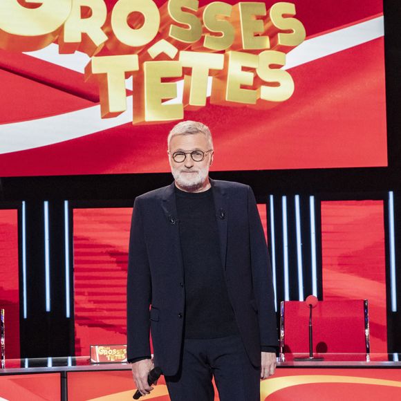 "Les Grosses Têtes" font rire des générations d'auditeurs. Il y a ceux qui ont commencé à écouter la célèbre émission de RTL lorsqu'elle était présentée par Philippe Bouvard 

Exclusif - Laurent Ruquier - Enregistrement de l'émission "Les Grosses Têtes" sur France 2. © Jack Tribeca / Bestimage