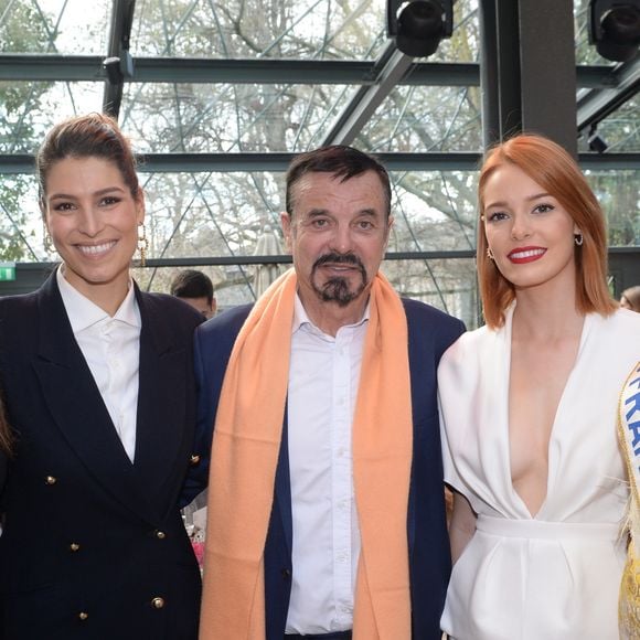 Chloé Mortaud, Laury Thilleman, Olivier Courtin Clarins, Maëva Coucke et Vaimalama Chaves lors du déjeuner "Chinese Business Club" au Pavillon Gabriel à Paris, à l'occasion de la journée mondiale des droits des femmes le 8 mars 2019. 

© Rachid Bellak/Bestimage