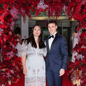 Louis Ducruet et sa femme Marie lors de la soirée de gala du Grand Prix de Formule 1 de Monaco à la salle des étoiles au Monte-Carlo Sporting à Monaco le 25 mai 2025. © Olivier Huitel / Crystal / Bestimage