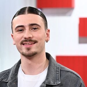 Exclusif - Pierre Garnier lors de l'enregistrement de l'émission "Vivement dimanche" au studio Rive Gauche, à Paris, France, le 11 décembre 2024, présentée par M. Drucker et Diffusée sur France 3 le 30 mars 2025. © Guillaume Gaffiot/Bestimage