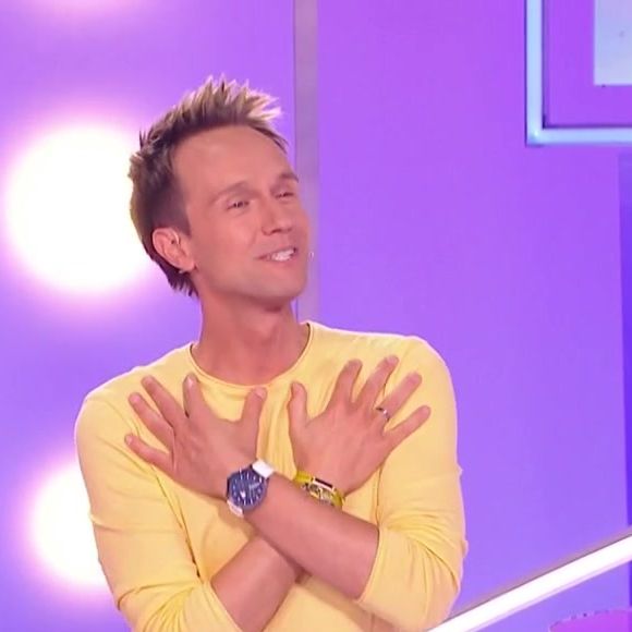 Cyril Féraud pris d'émotion sur le plateau de "Tout le monde veut prendre sa place" le jour de la fête des Pères !