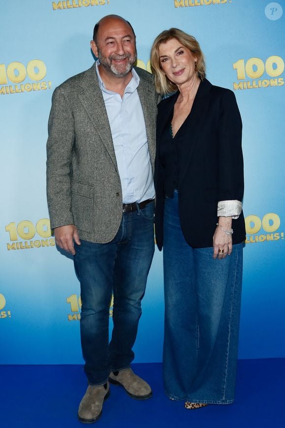 Kad Merad, Michèle Laroque - Avant-première du film "100 millions" au  Pathé Wepler à Paris, France, le 17 mars 2025. © Christophe Clovis / Bestimage