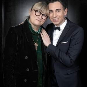 L'ancienne acolyte de Laurent Ruquier explique ensuite : "J'étais à plus de 78 kilos pour 1m70. Comme c'était bien réparti j'avais pas l'air énorme mais en fait le visage c'était gonflé, le ventre..."

Exclusif - Christine Bravo lors de l'enregistrement de l'émission "Chez Jordan", présentée par Jordan de Luxe. Paris, le 16 janvier 2023.
© Cédric Perrin/Bestimage