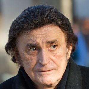 Dick Rivers assistant aux funérailles du journaliste français Philippe Gildas au cimetière du Père Lachaise à Paris, en France, le 5 novembre 2018. Photo by Nasser Berzane/ABACAPRESS.COM