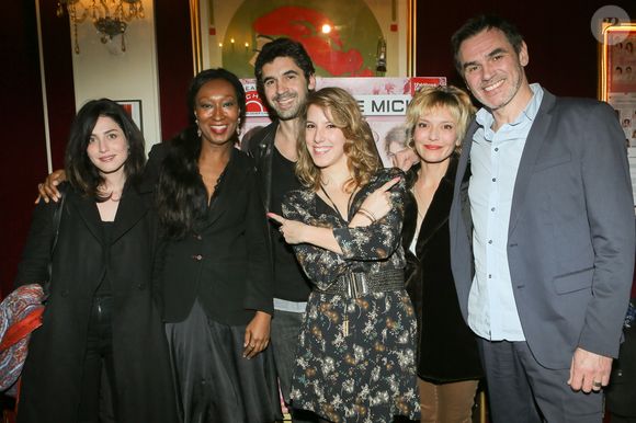 Garance Thenault, Nadège Beausson-Diagne, Ludovic Baude, Léa François, Céline Vitcoq, Jérôme Bertin - People à la générale de la pièce "Coiffure et Confidences" au théâtre Michel à Paris, le 4 février 2016. © CVS/Bestimage