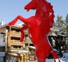 Un chalet d'exception vient de changer de mains à Courchevel pour la somme de 150 millions d'euros. Une transaction record.

Exclusif - Installation des sculptures de Richard Orlinski dans la station de ski de Courchevel

©BestImage