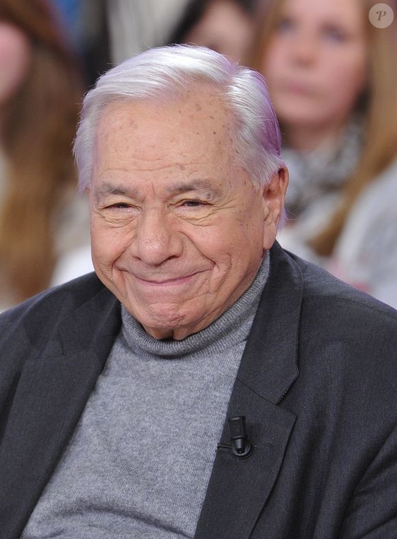 Michel Galabru - Enregistrement de l'émission " Vivement Dimanche" a Paris le 27 fevrier 2013 et qui sera diffusee le 3 Mars. |Enregistrement de l'émission " Vivement Dimanche" a Paris @AGENCE / BESTIMAGE