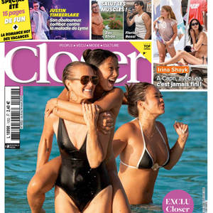 Laeticia Hallyday et ses filles Jade et Joy en couverture du magazine "Closer", numéro du 8 août 2025.